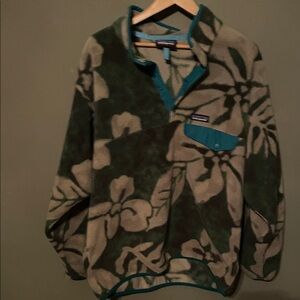 Patagonia synchilla green Hawaiin print pull over fleece men's xl c3